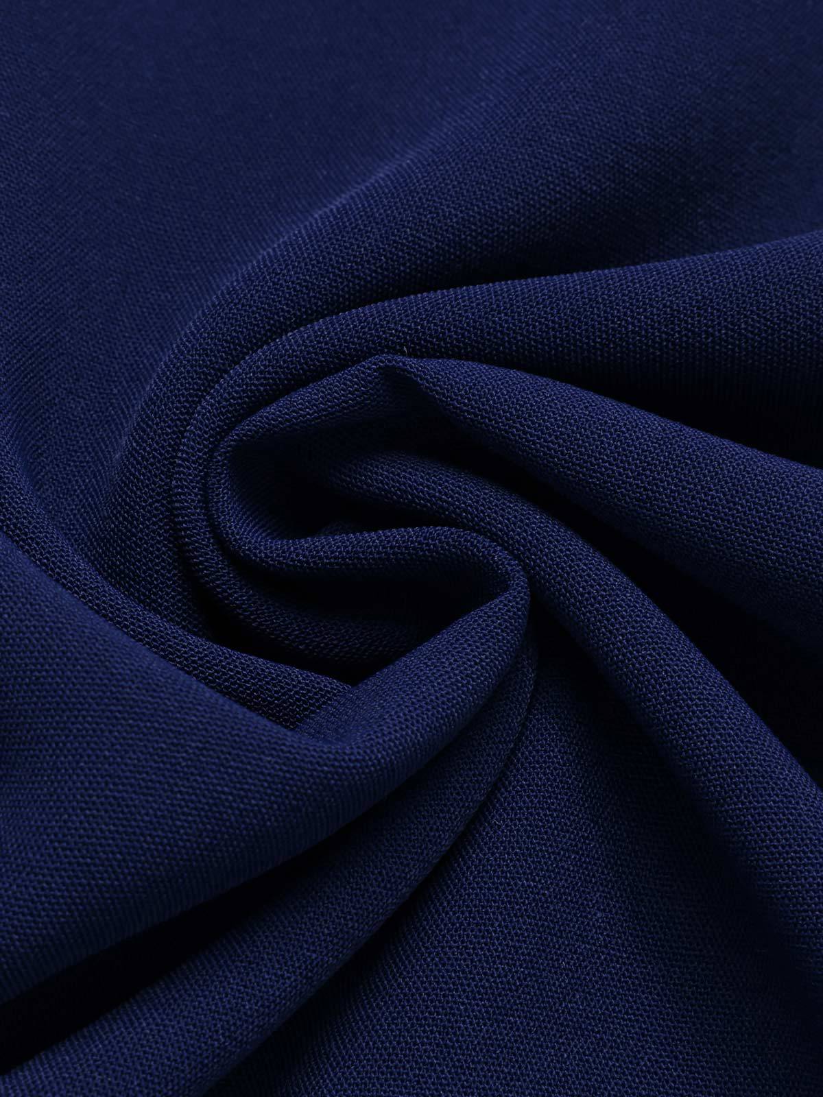 Niebieski kombinezon w paski z lat 50. z wyciętą kokardą