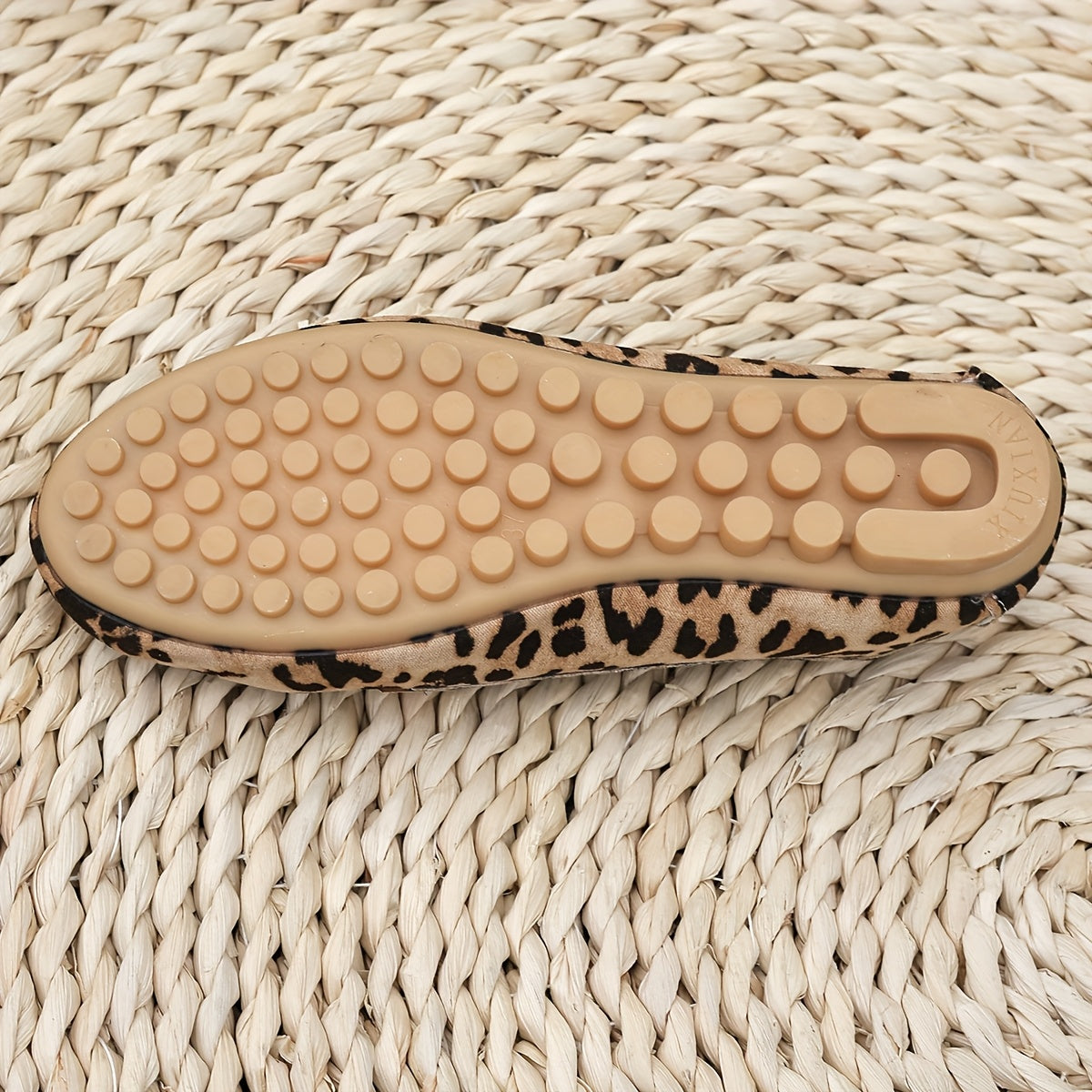 Jaya – Miękkie i wygodne mokasyny z nadrukiem w panterkę