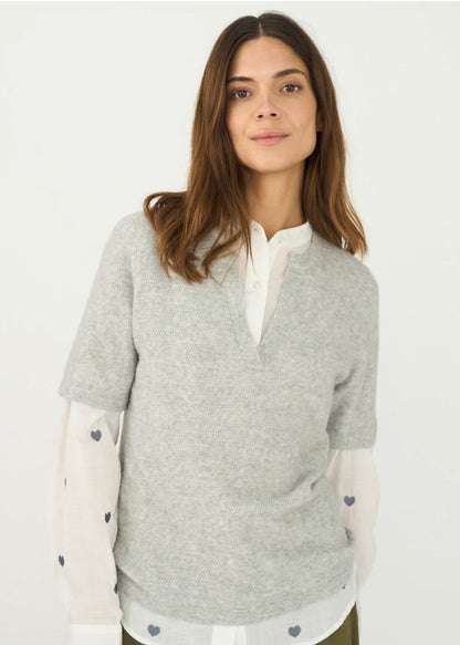 Pieszak PD-Billie Sweter dzianinowy z rękawem 2/4 i rozcięciem przy dekolcie w kolorze jasnoszarym melanżu