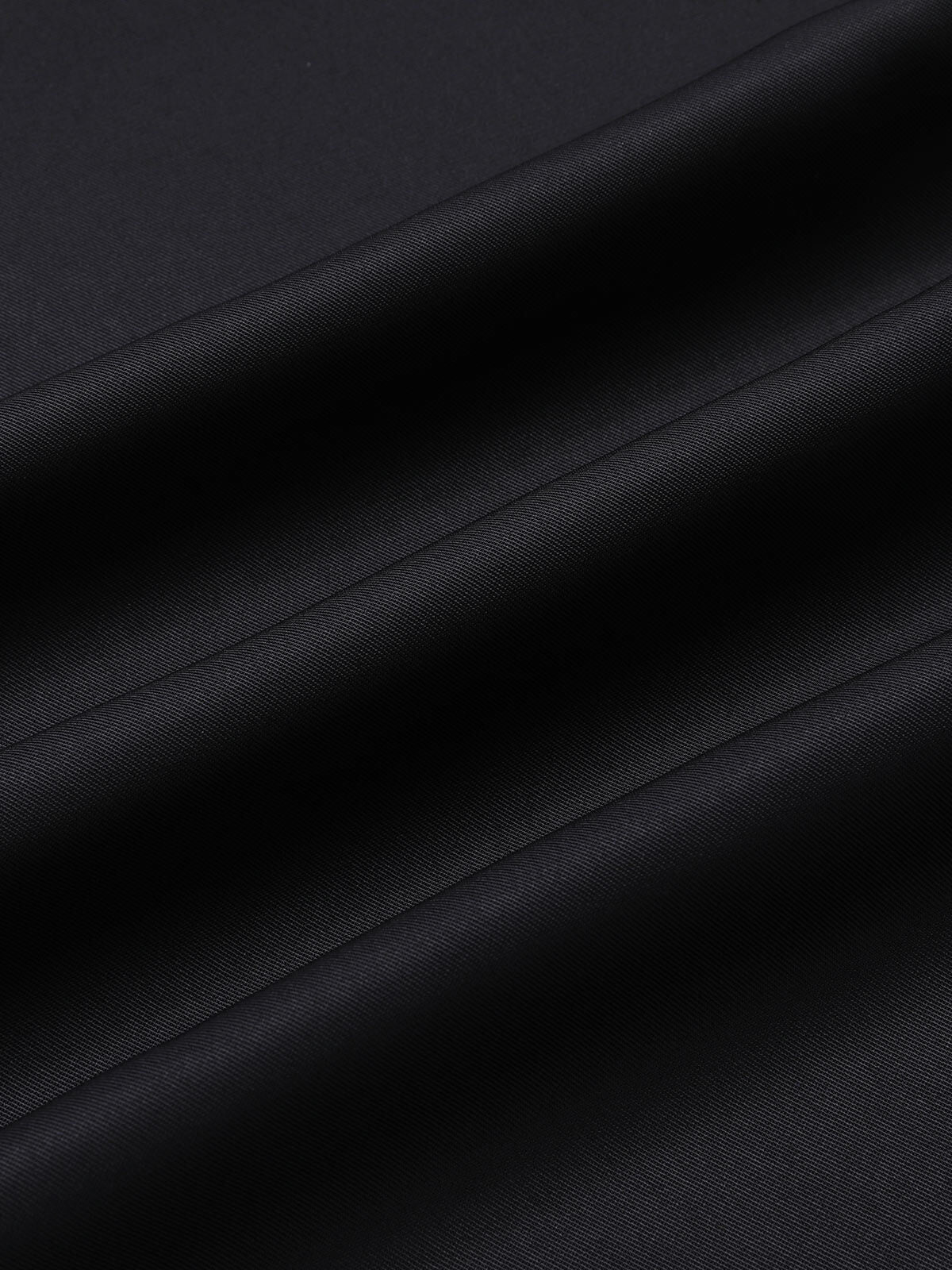 Sukienka koktajlowa pin-up z lat 50. w stylu vintage, w czarne groszki