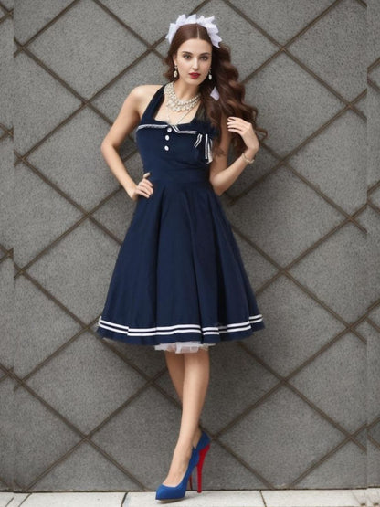 Jednoczęściowy, patchworkowy kostium kąpielowy z lat 50. z kwiatowym wzorem i dekoltem typu halter