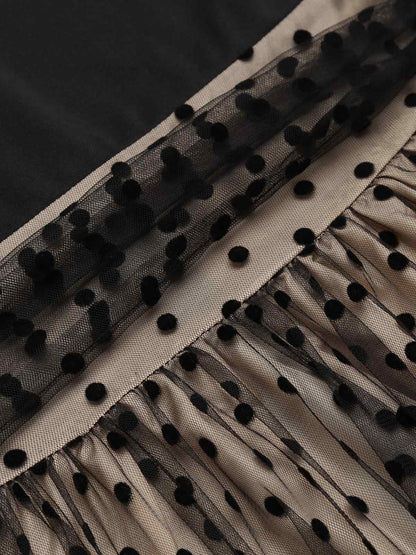 Czerwono-czarny patchworkowy kostium kąpielowy z wyciętym stanem z lat 40.