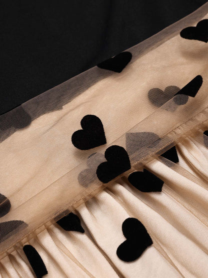 Czerwono-czarny patchworkowy kostium kąpielowy z wyciętym stanem z lat 40.