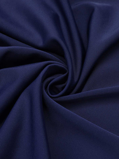 Dwuczęściowa bluzka w paski z lat 50. i plisowana spódnica