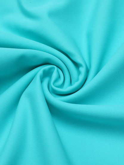 Czarny, kratkowany kostium kąpielowy z lat 40. XX wieku z dekoltem typu halter