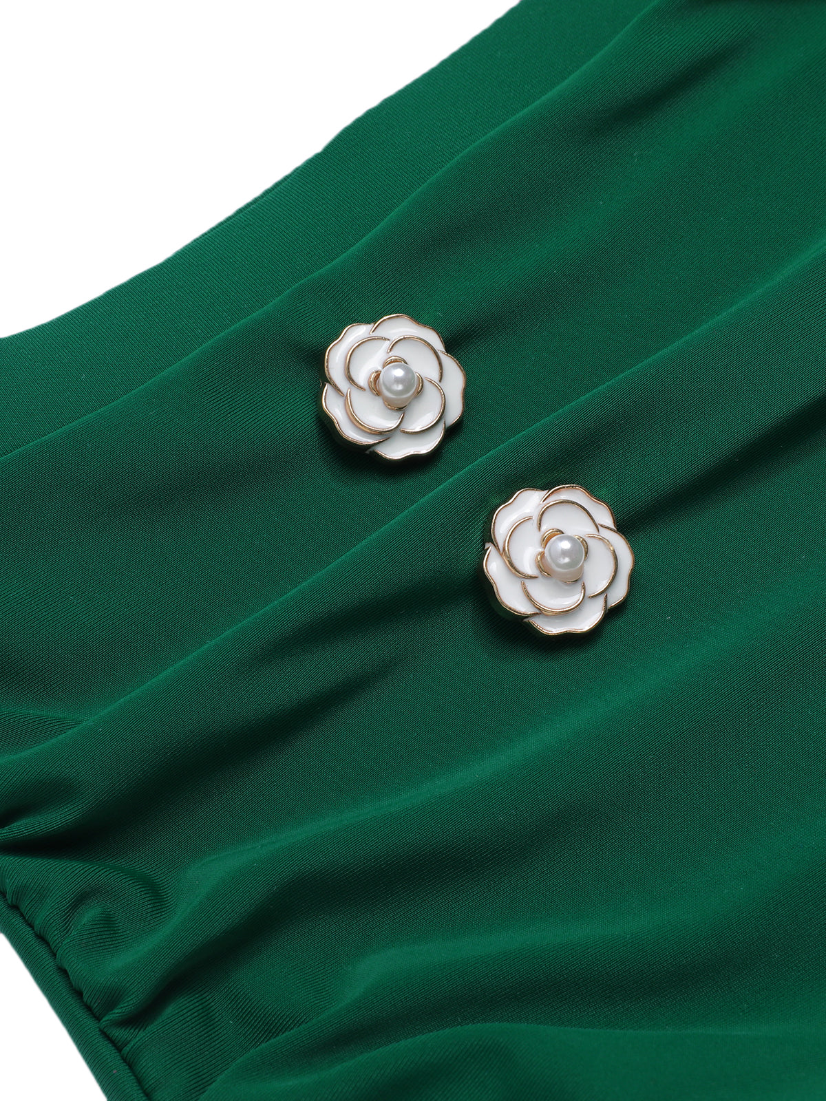 Biała, wiśniowa sukienka z dekoltem w serek z lat 50. z kokardą