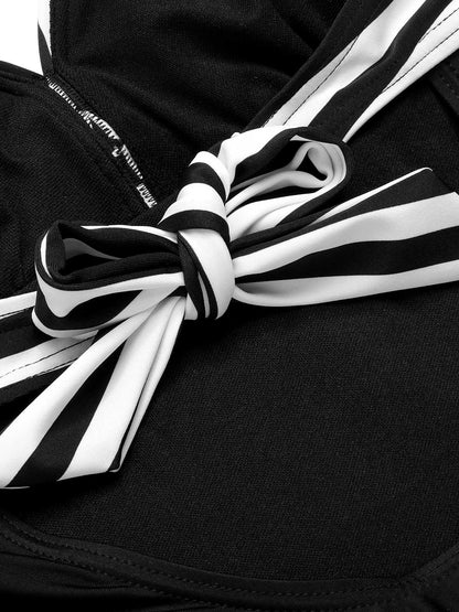 Komplet, czerwono-niebieski kostium kąpielowy z halterem z lat 40.