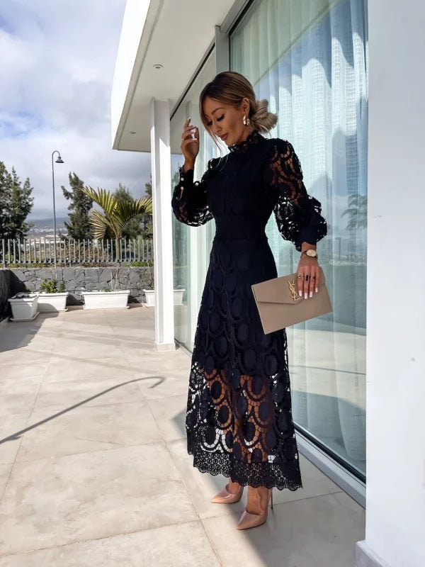 Dominika | Elegancka koronkowa sukienka midi z bufiastymi rękawami