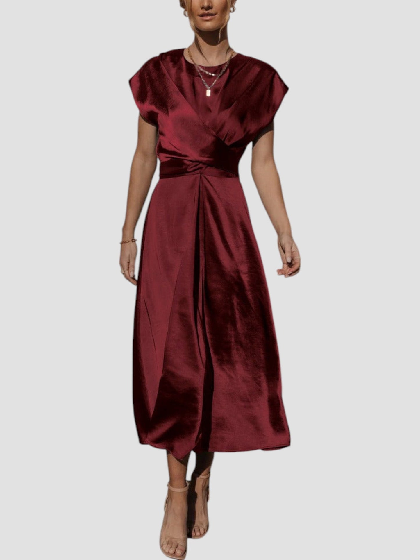 Klara | Elegancka sukienka o średniej długości