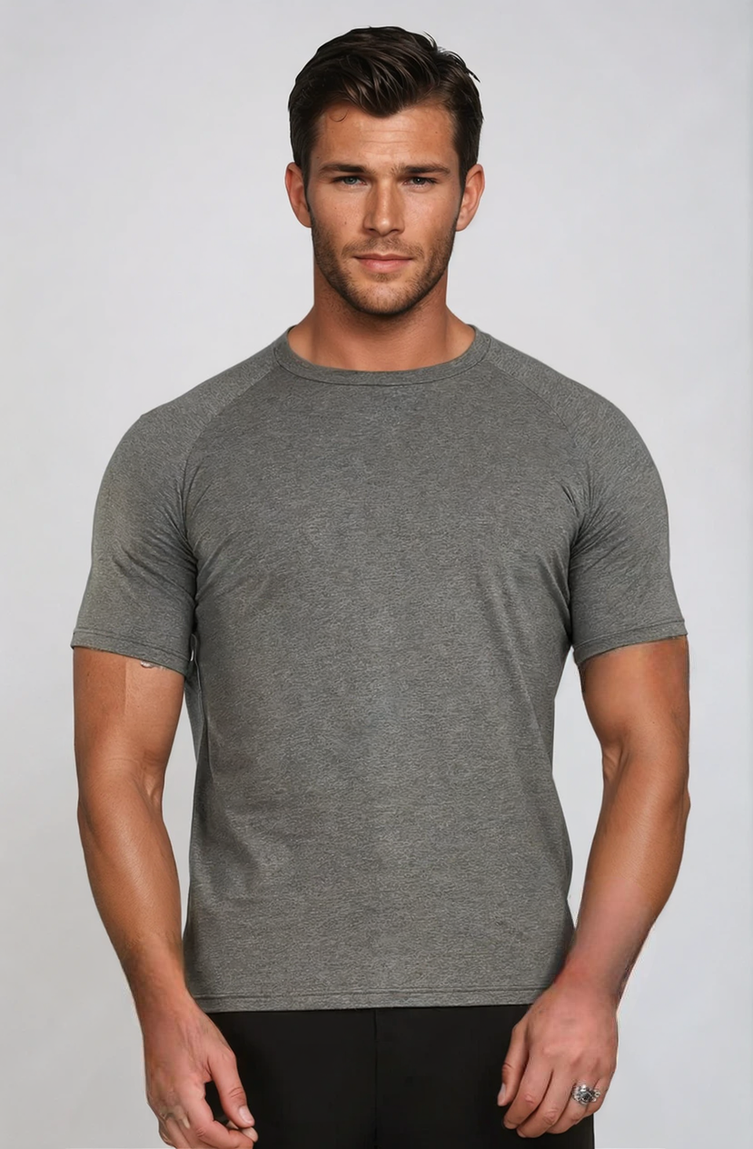 Podstawowa koszulka podkreślająca mięśnie