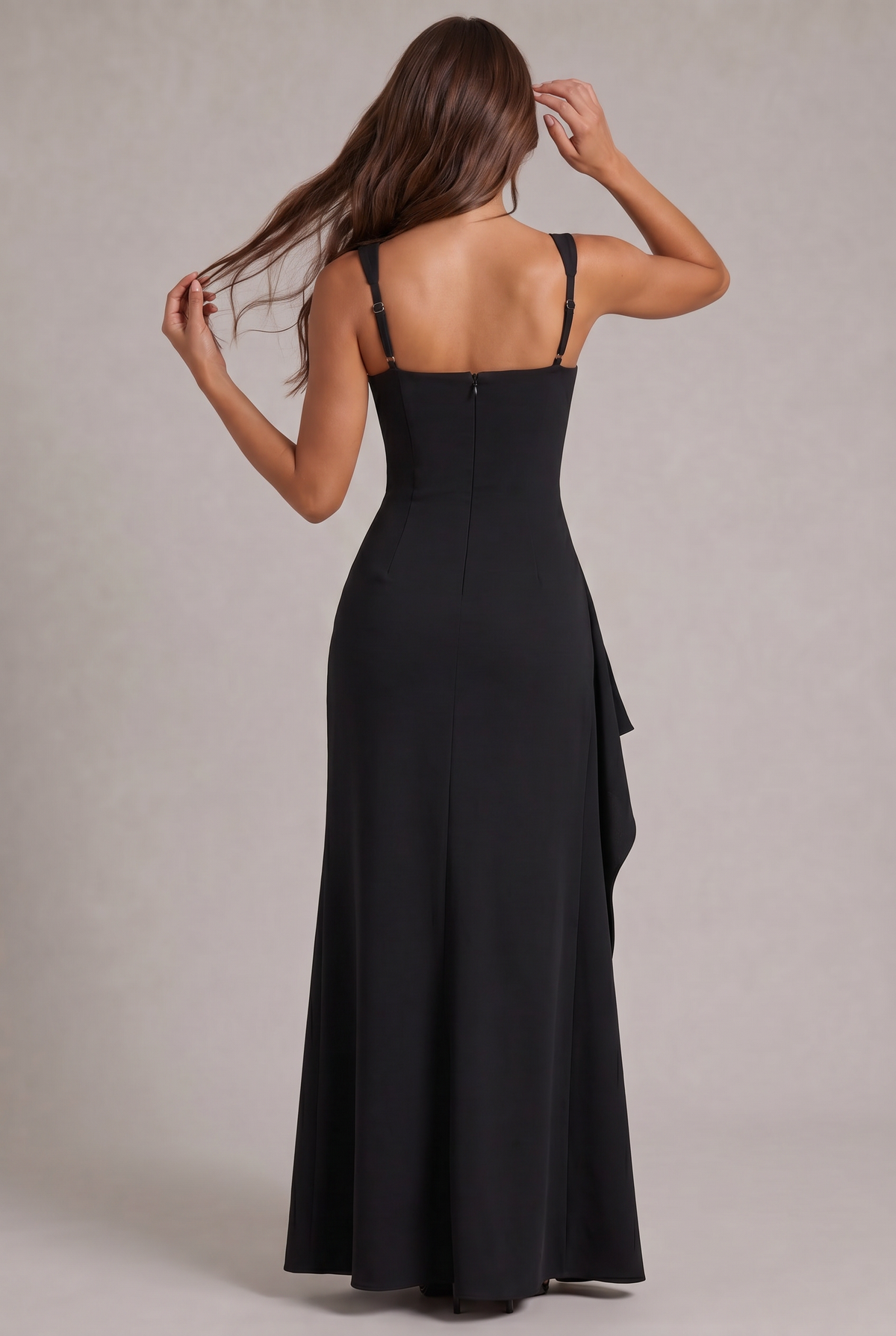 Liliana | Elegancka sukienka maxi z kwadratowym dekoltem i wysokim rozcięciem