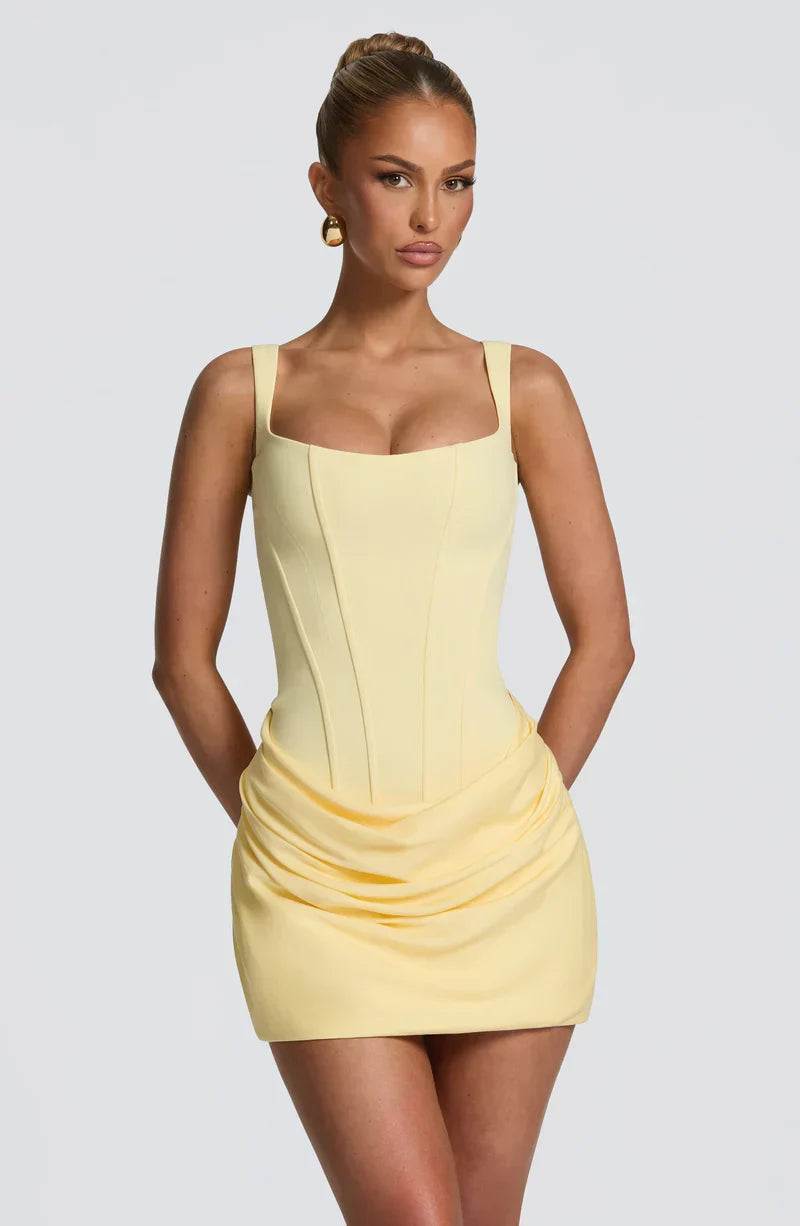 Nadia | Elegancka sukienka mini z gorsetem i marszczeniem