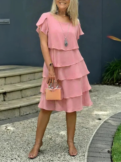 Sia™ | Stilfuld Lagdelt Sort Kjole