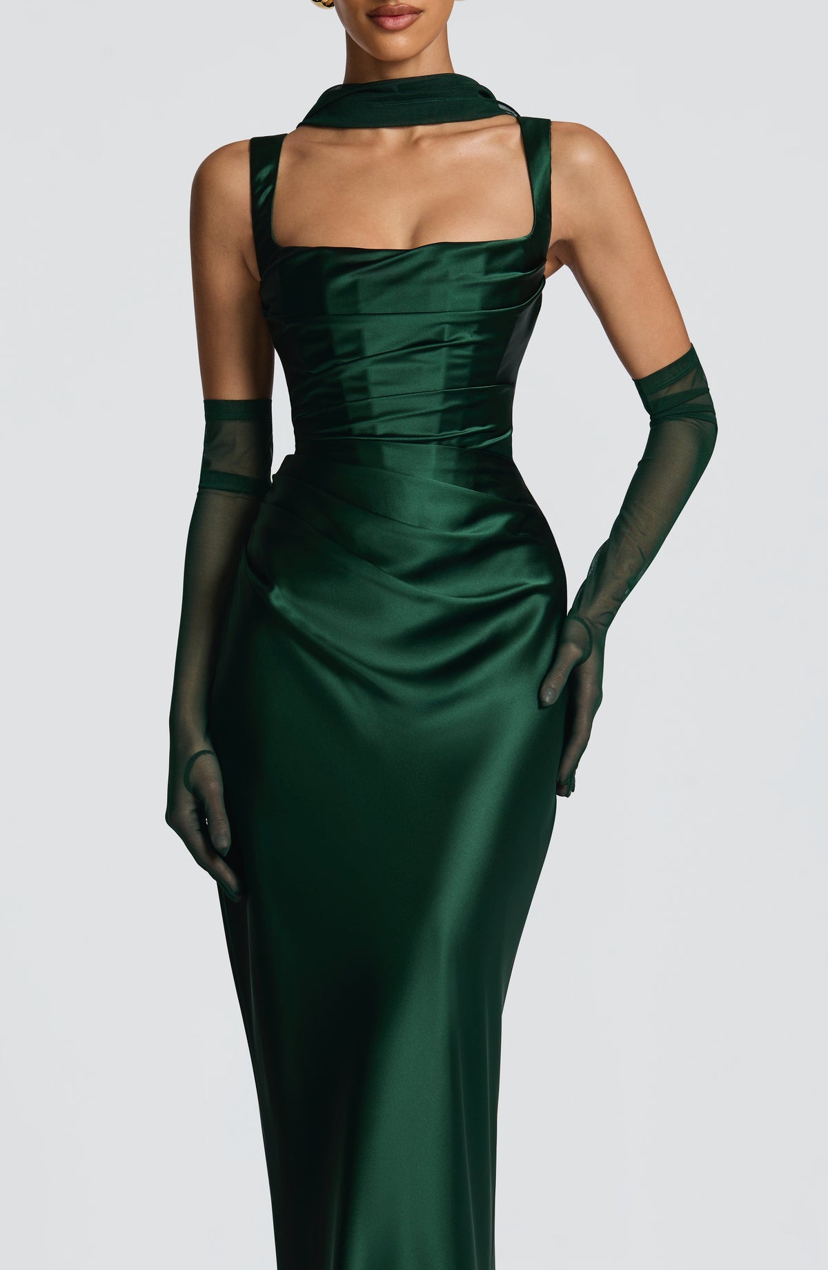 Weronika | Elegancka satynowa suknia maxi z kwadratowym dekoltem